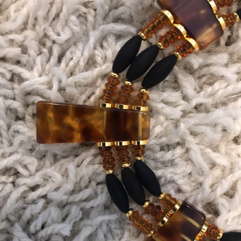 Necklace - Picture 2 of 9